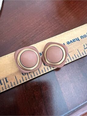 Vintage Brown ClipOn Earrings